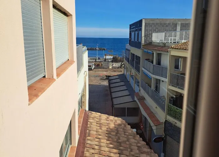 Apartment Capri Bali 56, Superb Renove, Vue Mer, Parking, Wifi Agde