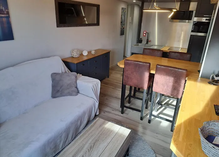 Capri Bali 56, Superb Renove, Vue Mer, Parking, Wifi * Agde